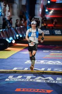 BIB: 100, 2005
                            <button type="button" onclick="openModal(22754128)" class="btn btn-primary btn-sm float-right btn-popup" data-toggle="modal" data-target=".modal-high-quality">
                        <i class="fas fa-shopping-cart"></i> Add to Cart
                    </button>
                                            <button type="button" onclick="isThisMe(22754128, true)" class="btn btn-success btn-sm float-right btn-popup btn-isme hidden" data-toggle="tooltip" data-placement="bottom" title="นี่คือรูปของคุณใช่ไหม คลิกที่นี่เพื่อเอาเข้าอัลบั้ม">
                        <i class="fas fa-plus"></i> Add to album
                    </button>
                    <button type="button" onclick="isThisMe(22754128, false)" class="btn btn-warning btn-sm float-right btn-popup btn-isnotme hidden">
                        <i class="fas fa-ban"></i> Remove from album
                    </button>